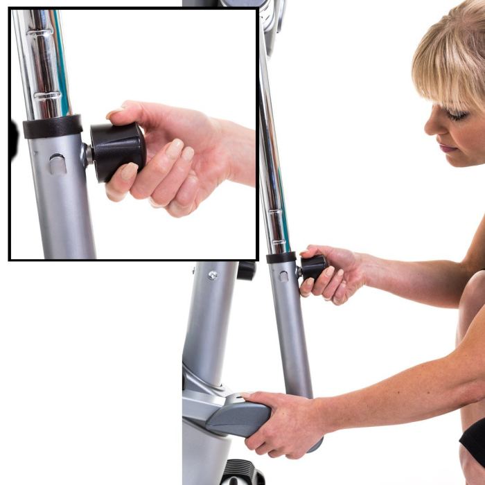 The angle of the foot plates can be adjusted through 3 different inclines by adjusting the length of the front handle